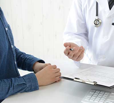 医師のカウンセリング